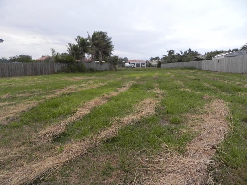 143 Barolin Esplanade, Coral Cove QLD 4670