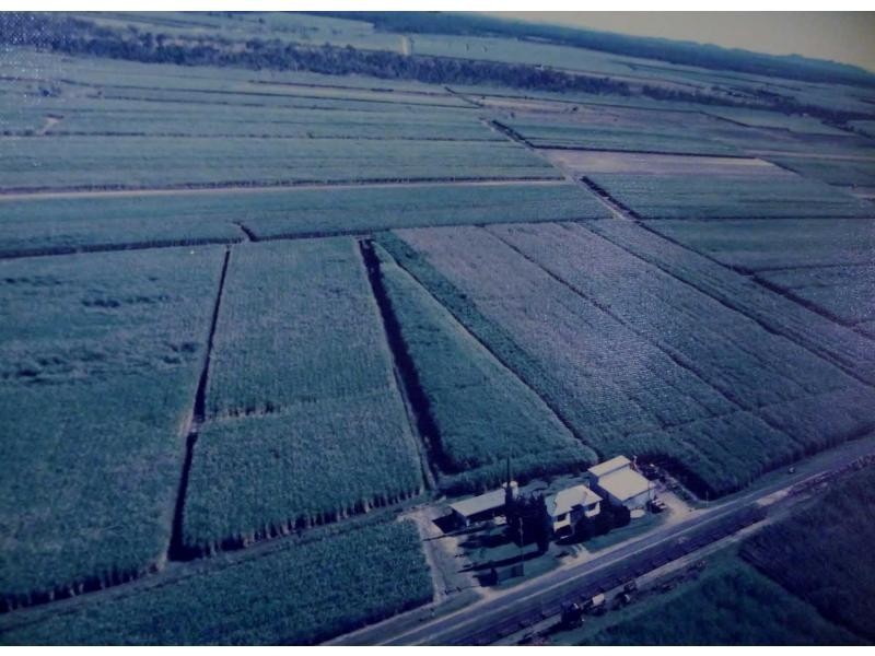 Moore Park Beach QLD 4670