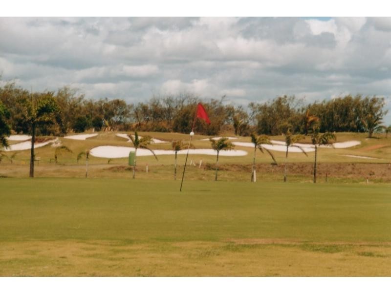 12 Betty close, Coral Cove QLD 4670