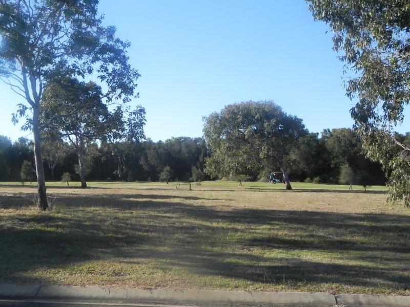 12 Betty close, Coral Cove QLD 4670