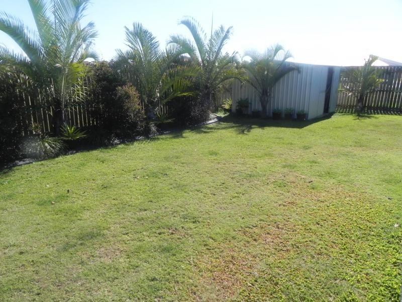 221 Barolin Esplanade, Coral Cove QLD 4670