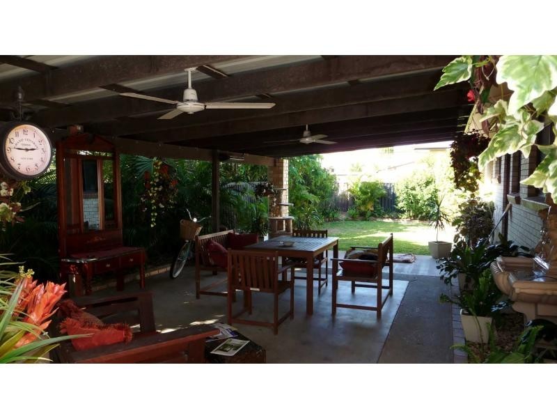 12 MACLEOD STREET, Bundaberg West QLD 4670