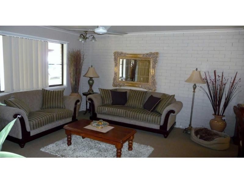 12 MACLEOD STREET, Bundaberg West QLD 4670