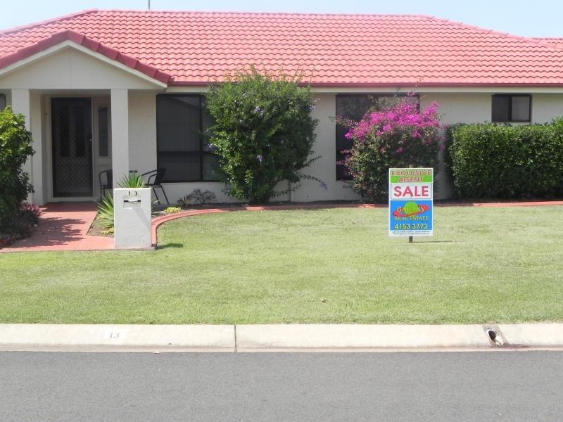 13 Toppers Drive, Coral Cove QLD 4670