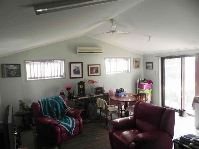 47 Sea Park Road, Burnett Heads QLD 4670