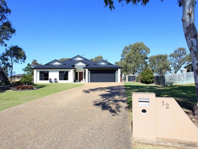 12 Raewood Close, Coral Cove QLD 4670