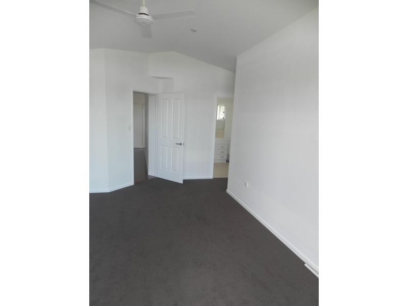 20 Logan Road, Innes Park QLD 4670