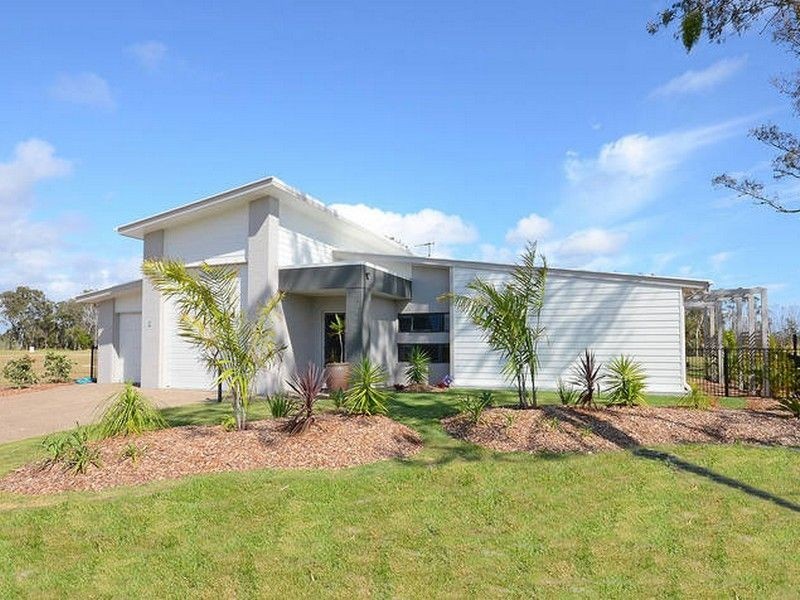 6 Cockle Court, Burrum Heads QLD 4659