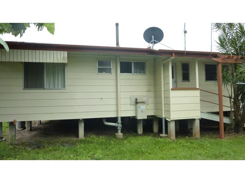 16 Bullpitt Street, Avenell Heights QLD 4670