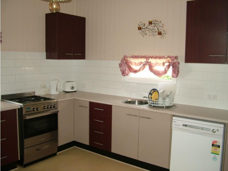 154 Walker Street, Svensson Heights QLD 4670