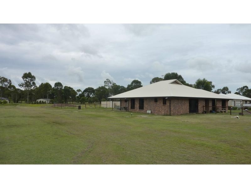 Sharon QLD 4670