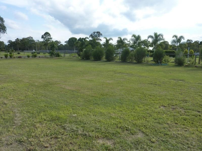 Sharon QLD 4670