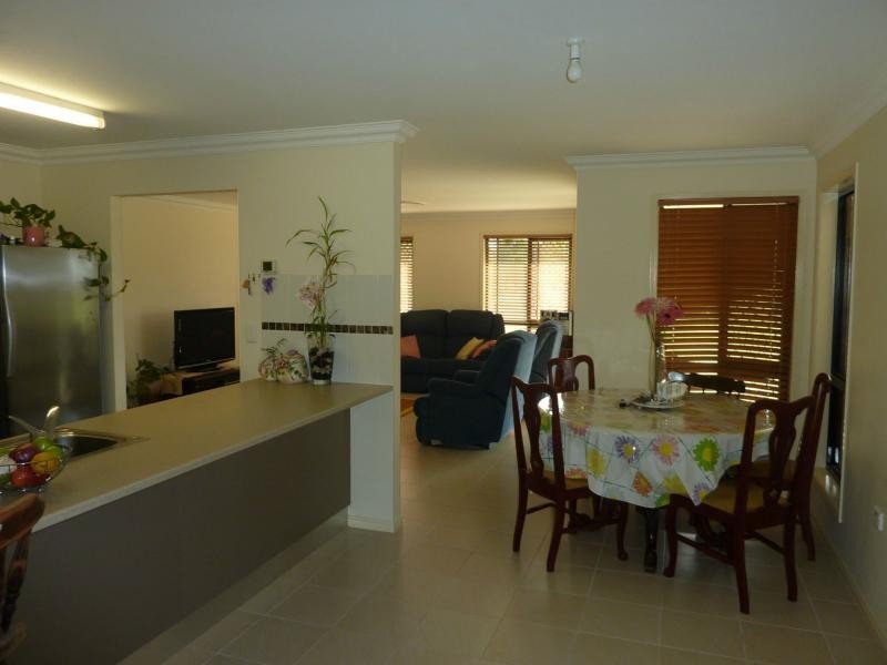 Sharon QLD 4670