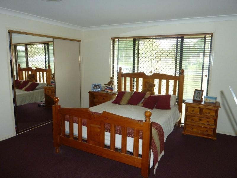 Sharon QLD 4670
