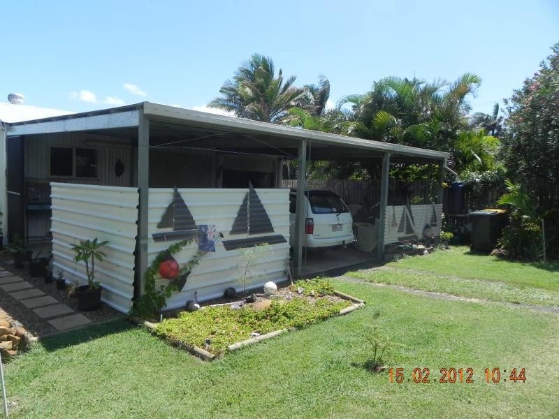 6 Bisdee Street, Coral Cove QLD 4670