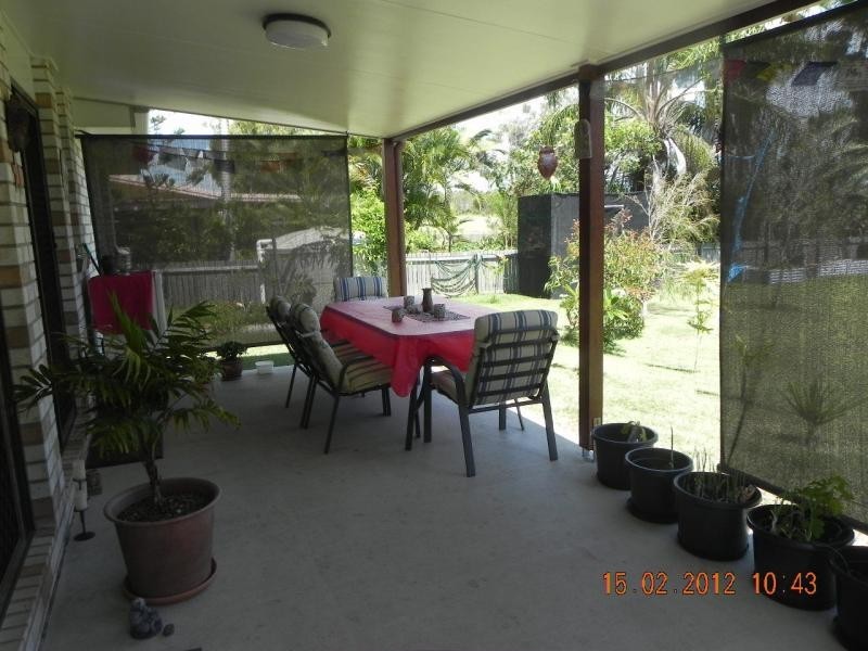 6 Bisdee Street, Coral Cove QLD 4670