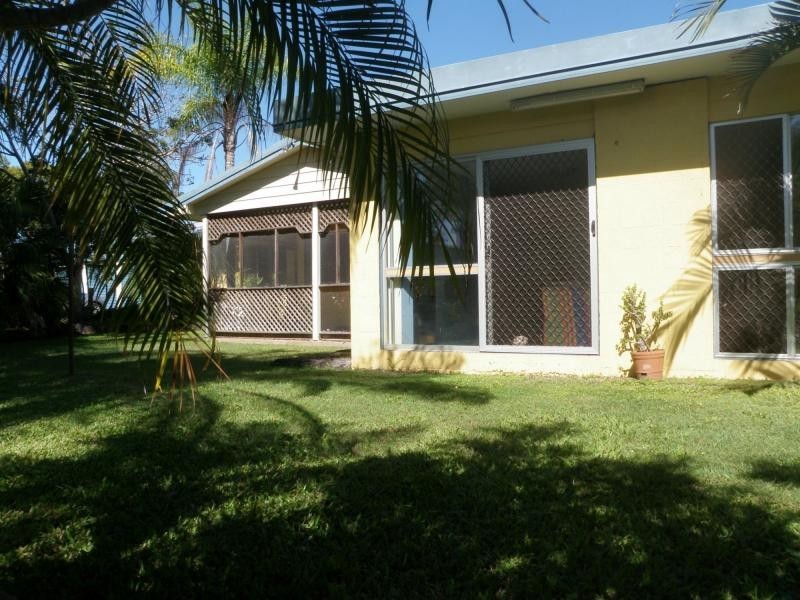 Sharon QLD 4670