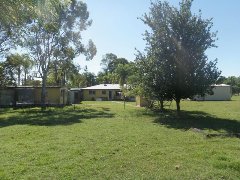 Sharon QLD 4670
