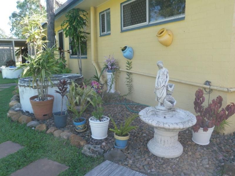 Sharon QLD 4670