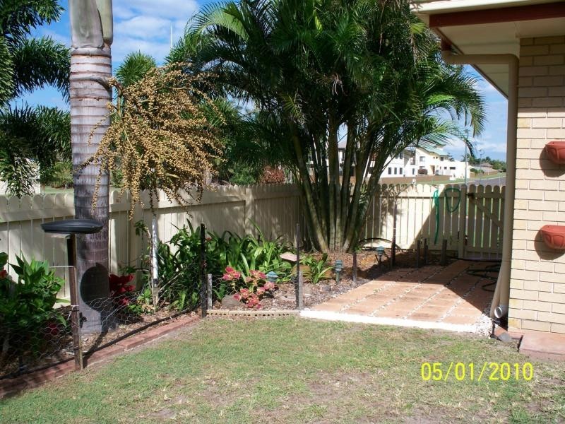 10 Homestead Boulevard, Coral Cove QLD 4670