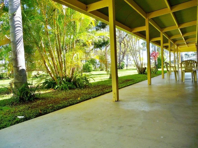 3 Kiwi Court, Branyan QLD 4670