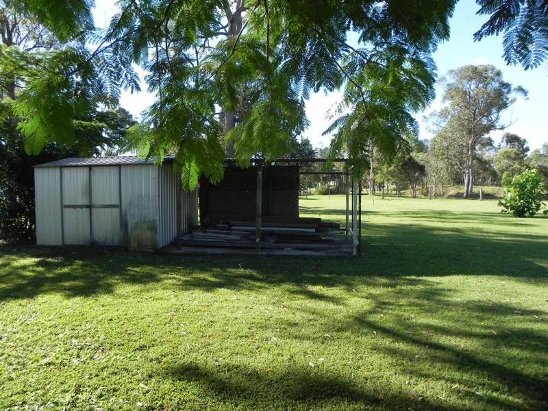 3 Kiwi Court, Branyan QLD 4670