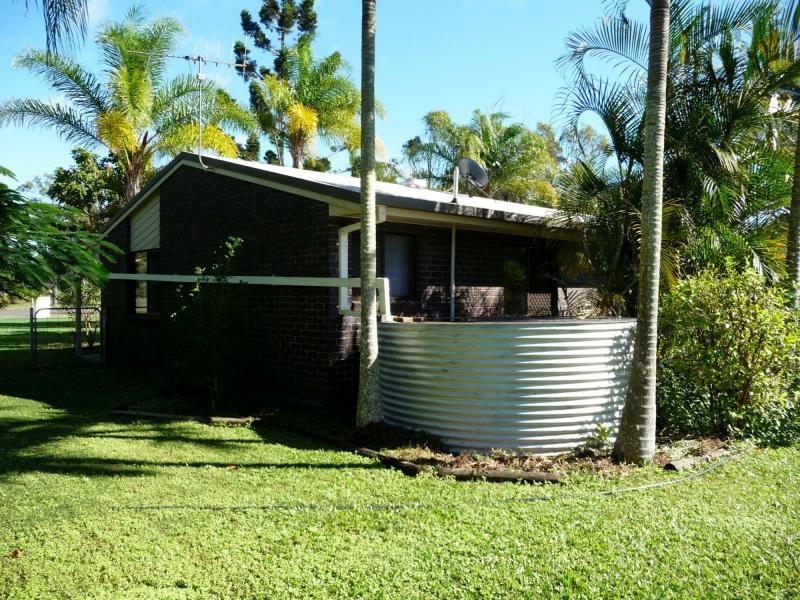 3 Kiwi Court, Branyan QLD 4670