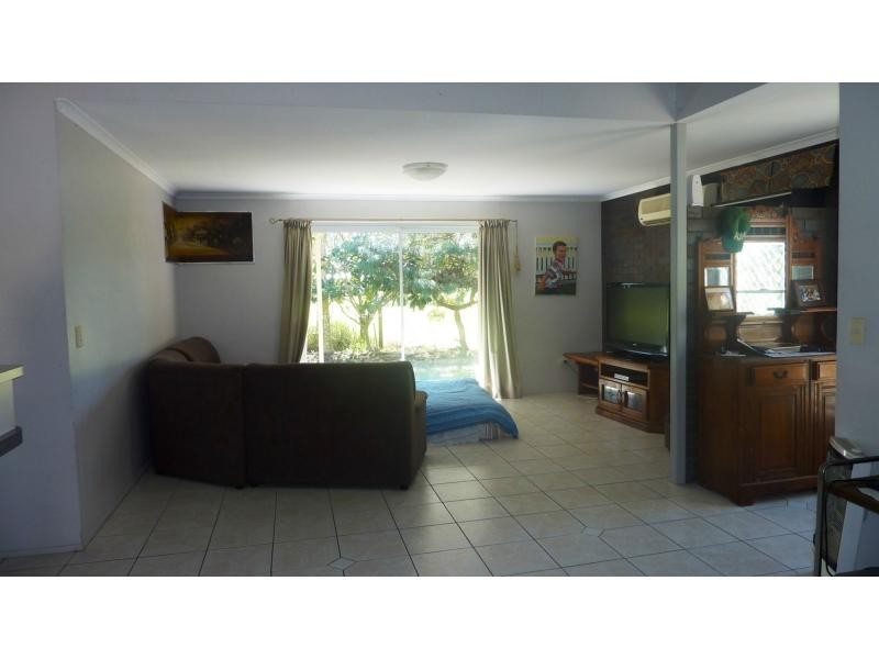 22 Gunsynd Grove, Branyan QLD 4670