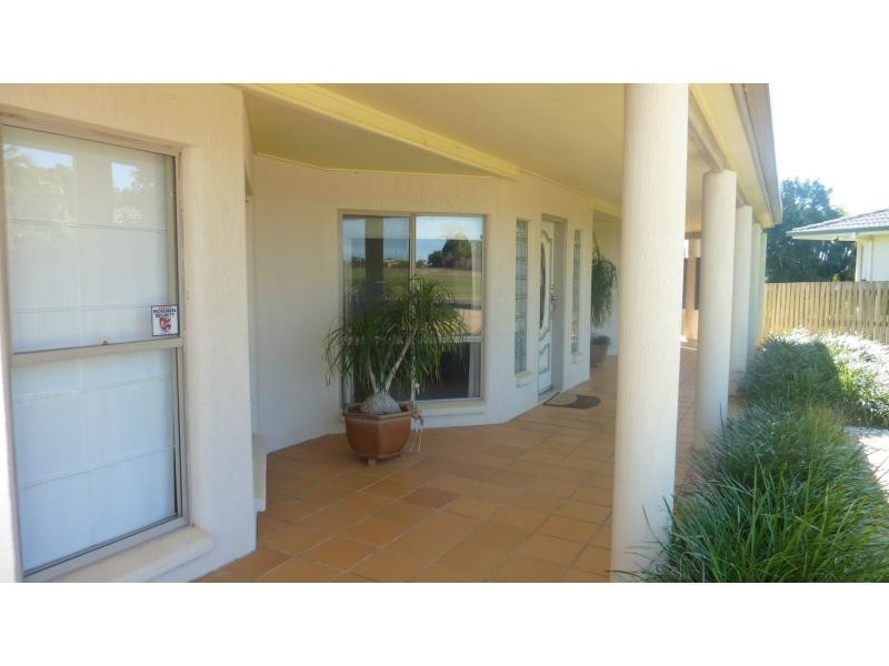 21 Pinnacle Court, Avoca QLD 4670