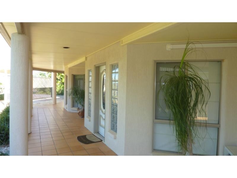 21 Pinnacle Court, Avoca QLD 4670