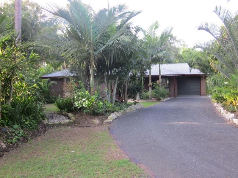 Moore Park Beach QLD 4670