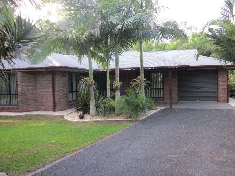 Moore Park Beach QLD 4670