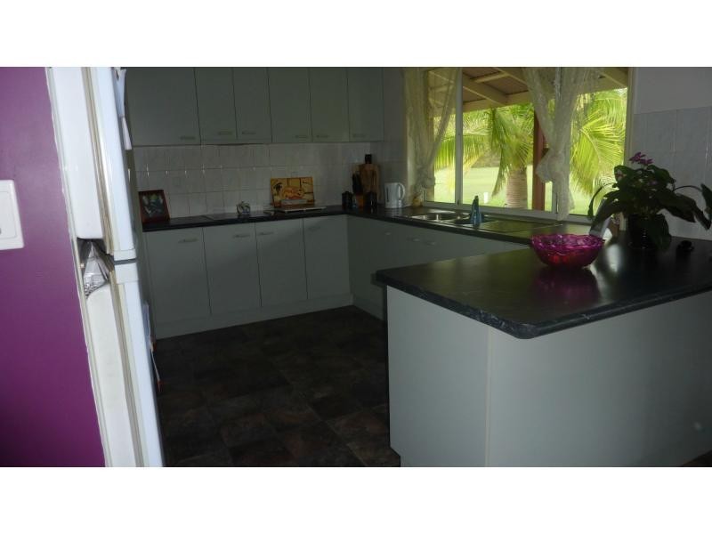 18 TAMMY Road, Moore Park Beach QLD 4670