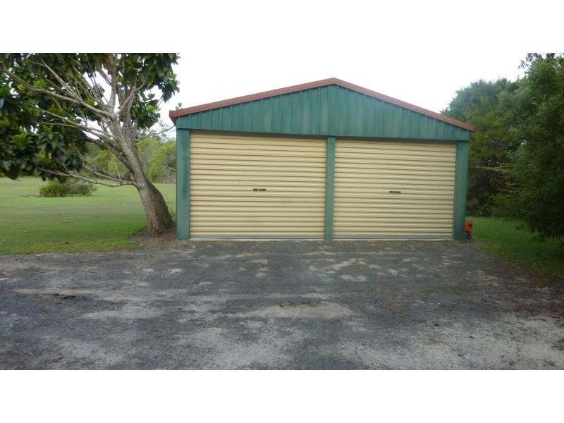 18 TAMMY Road, Moore Park Beach QLD 4670