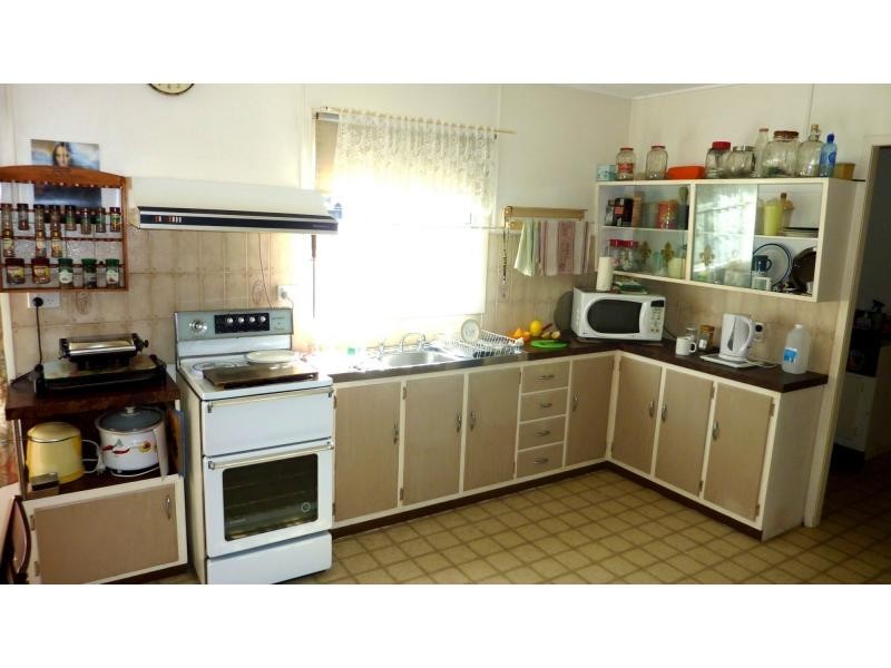 5 Mary Street, Bundaberg East QLD 4670