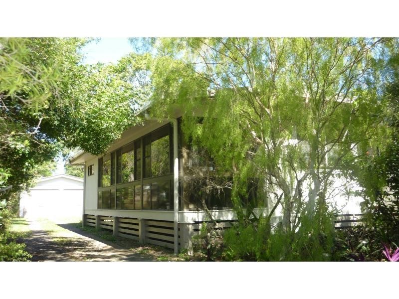 2 Wainwright Street, Svensson Heights QLD 4670