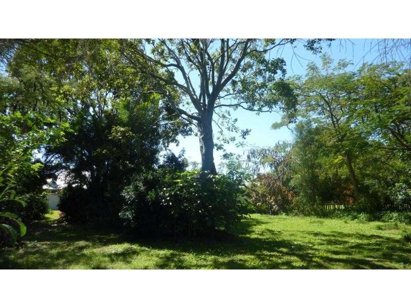 2 Wainwright Street, Svensson Heights QLD 4670