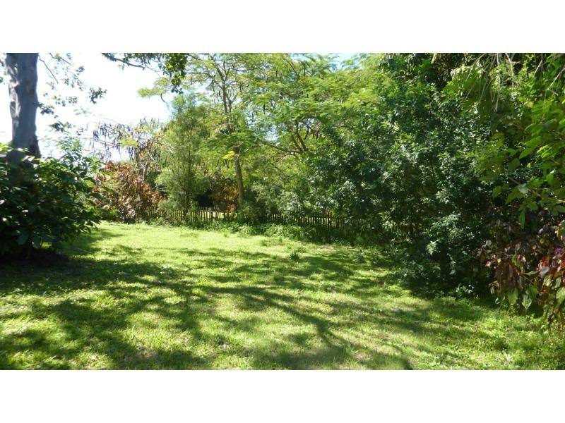 2 Wainwright Street, Svensson Heights QLD 4670