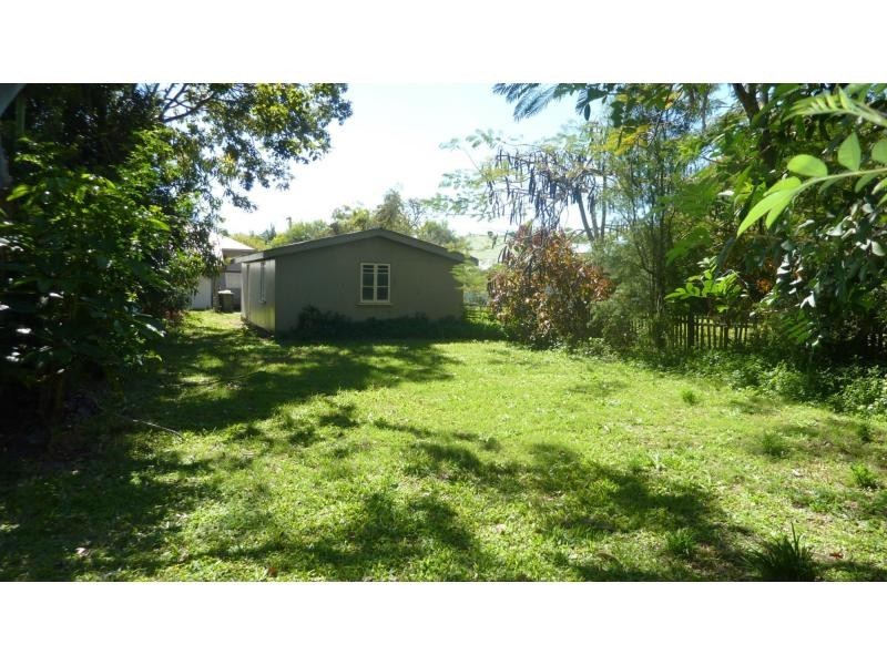 2 Wainwright Street, Svensson Heights QLD 4670