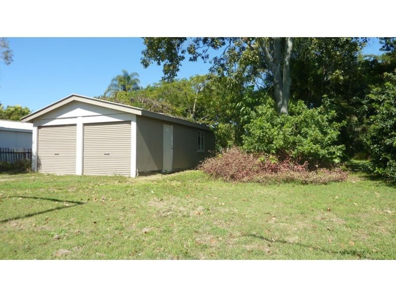 2 Wainwright Street, Svensson Heights QLD 4670