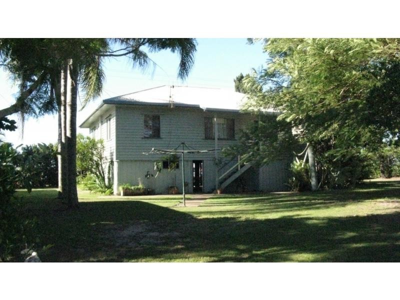 Moore Park Beach QLD 4670