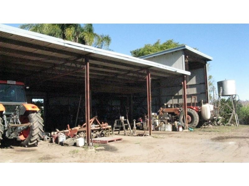 Moore Park Beach QLD 4670