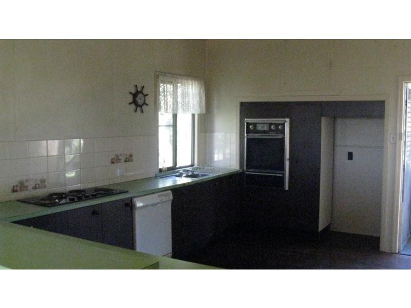 Moore Park Beach QLD 4670