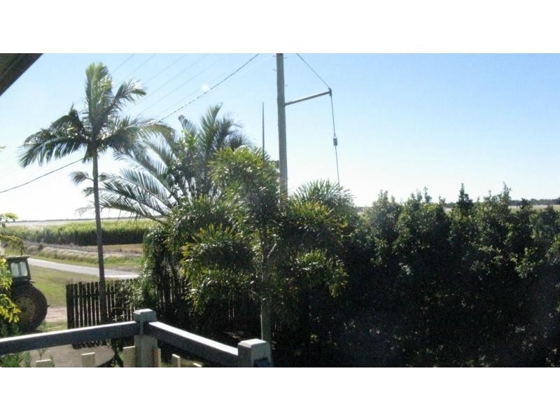 Moore Park Beach QLD 4670