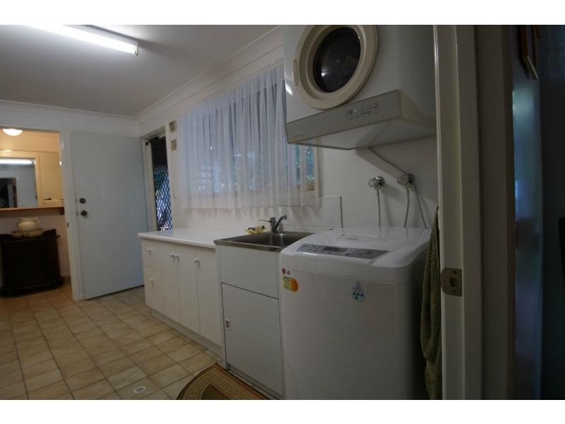 Moore Park Beach QLD 4670
