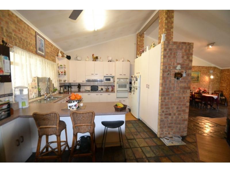 11 Leilani Court, Kentucky Blue Grass Estate, Branyan QLD 4670