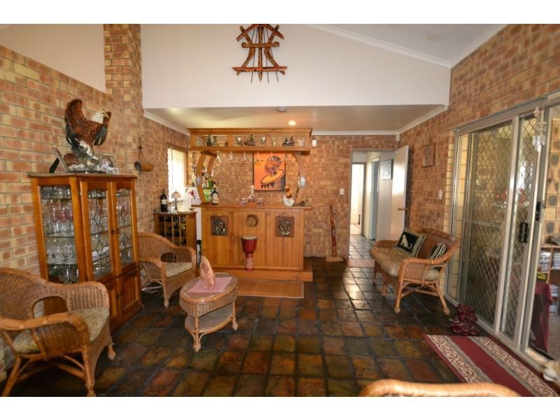 11 Leilani Court, Kentucky Blue Grass Estate, Branyan QLD 4670