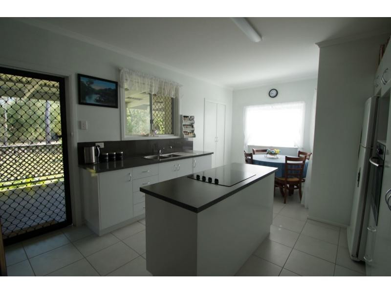 48 Tammy Road, Moore Park Beach QLD 4670