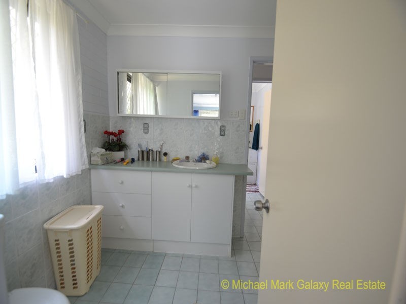 8 Park Royal Drive, Branyan QLD 4670