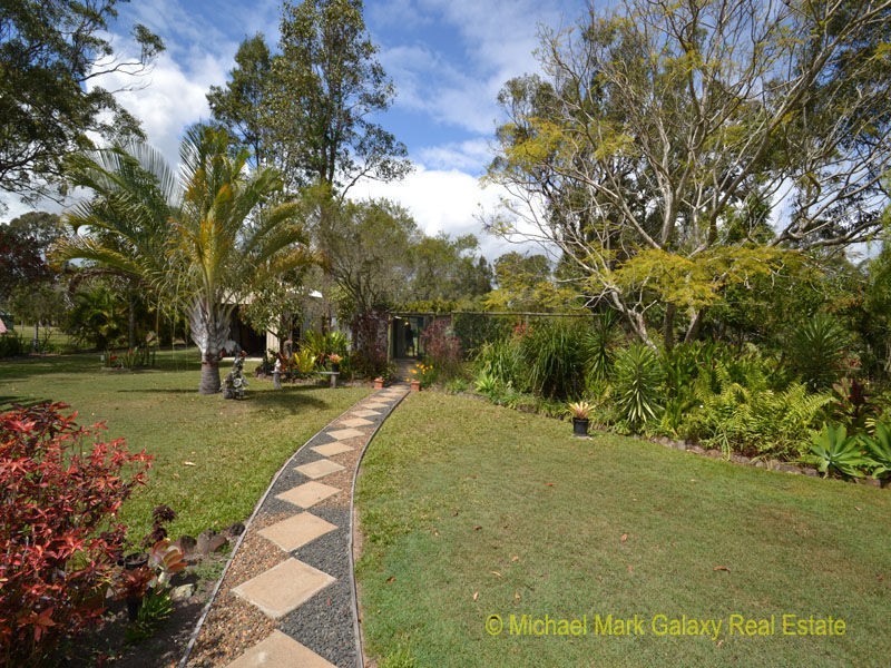 8 Park Royal Drive, Branyan QLD 4670